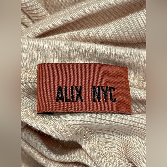 Alix NYC Shirt Coles Crop Top Medium Long Sleeve Cream Ribbed Twist Back - Picture 6 of 7